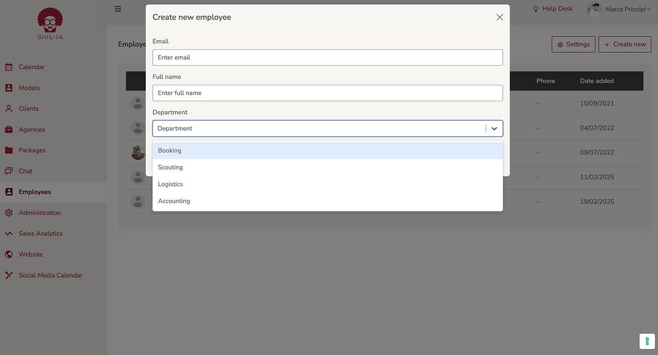 Giul-IA CRM Web App Screen Team